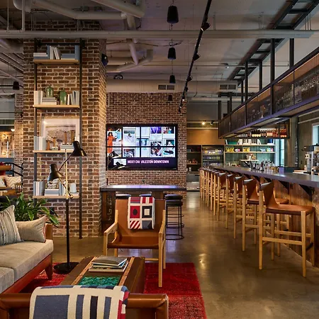 Moxy Charleston Downtown-3