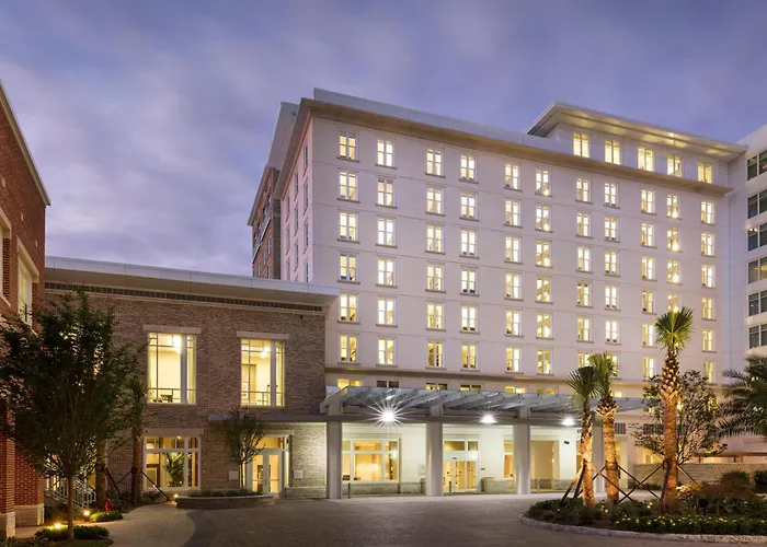 Hyatt House Charleston - Historic District Hotel